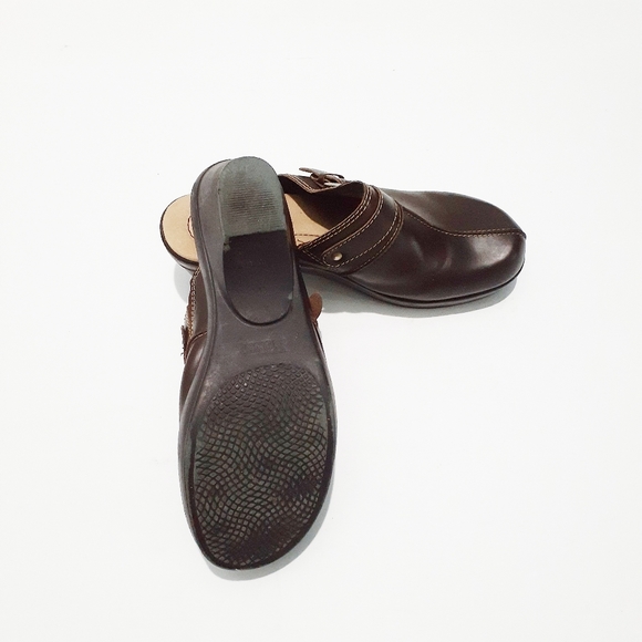 BASS Laurie Brown Leather Slip On Mules Clogs 7.5M - Picture 3 of 4